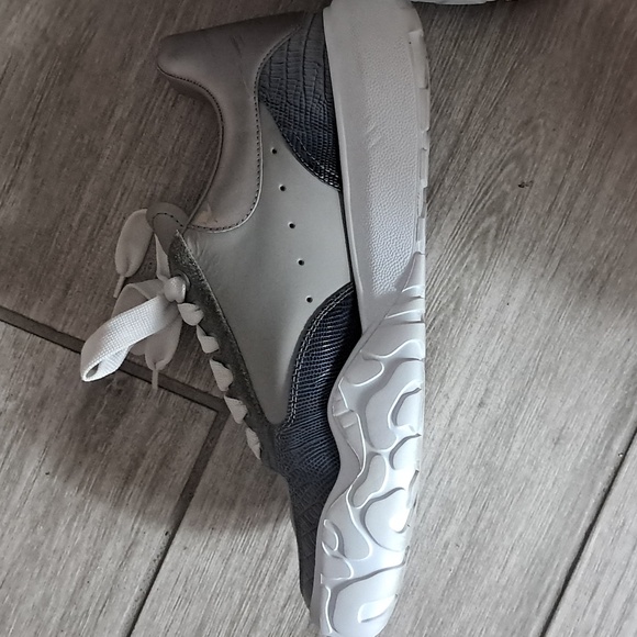 Alexander McQueen shoes - Picture 3 of 8